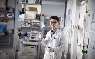 Mojtaba Tavakoli, 22, fled Afghanistan at the age of 13. Today, he is studying molecular biology with a focus on cancer research at the Medical University of Vienna in Austria. © UNHCR/G. WELTERS