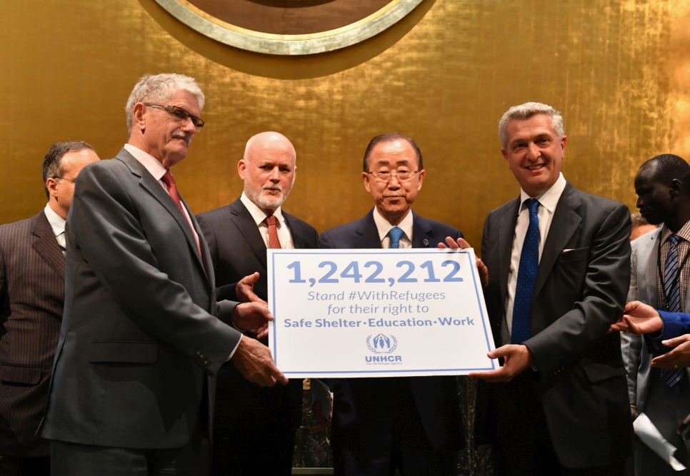President of the General Assembly Mogens Lykketoft, President of the General Assembly Peter Thomson, UN Secretary General Ban Ki Moon, and UNHCR High Commissioner Filippo Grandi attend UNHCR WithRefugees petition handover at UN General Assembly. © Slaven Vlasic/Getty Images/UNHCR
