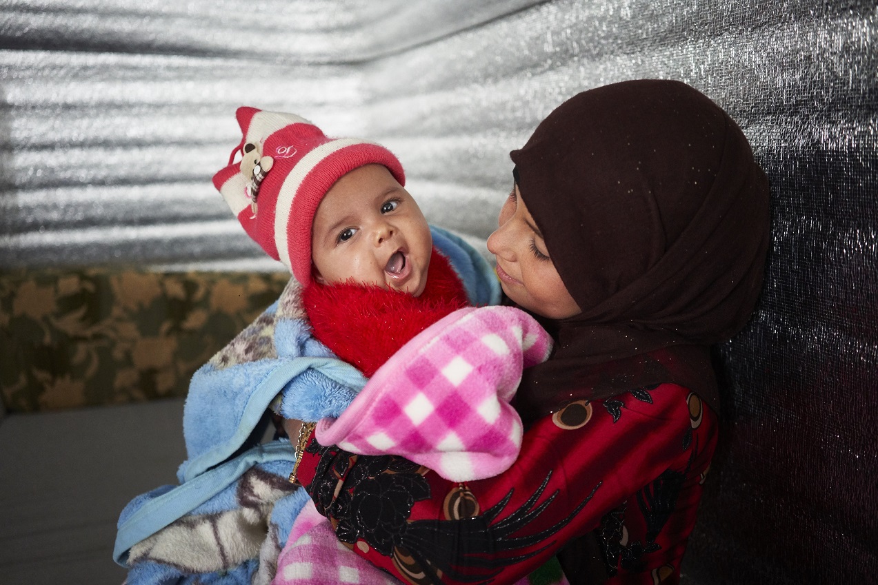 In from the cold: Winter supplies bring warmth to Syrian refugees - UNHCR