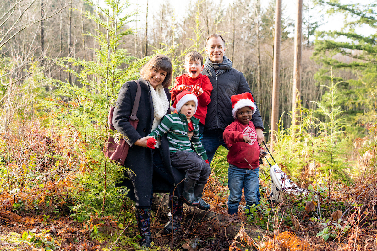 Canadian Family Help Congolese Refugees Celebrate First Christmas