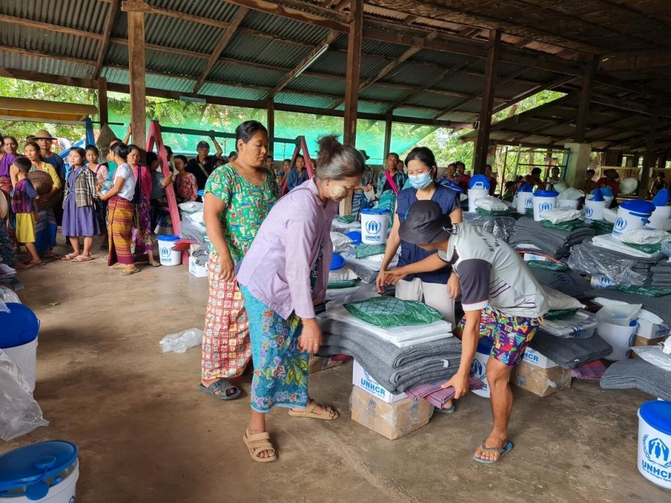 Unhcr Steps Up Aid For Displaced In Myanmar As Conflict Intensifies Unhcr Canada